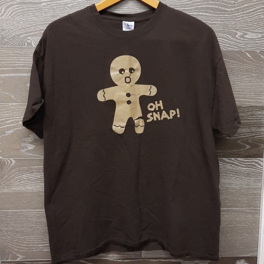 Gildan " Oh Snap" Gingerbread boy Tee